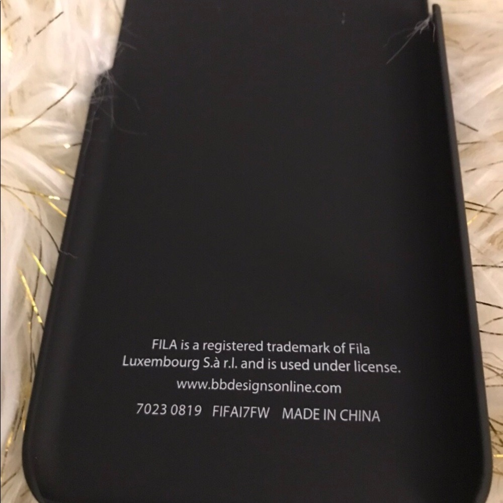Fil iPhone 7/8 Case - Picture 3 of 3